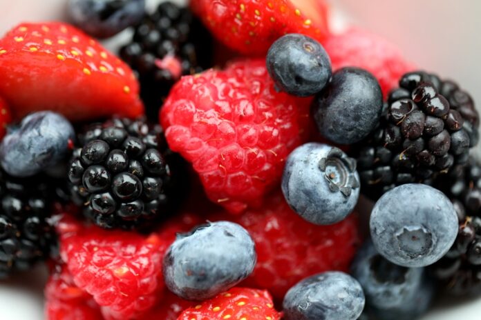 Beauty From Within: Foods That Naturally Boost Collagen Production